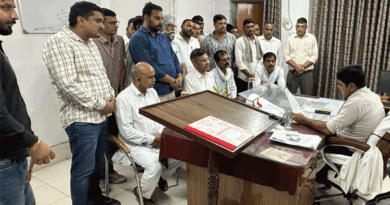 जबरन टैगिंग के विरोध में इफको के उत्पादों की खरीद का बहिष्कार जारी, सहकारी समितियों ने दी उर्वरक लाइसेंस सरेंडर करने की चेतावनी